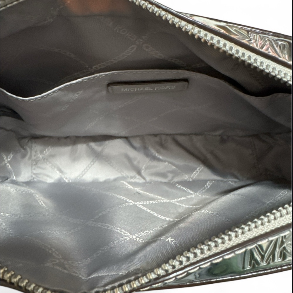 Michael Kors Silver Crossbody Bag - NO CALLOUTS - Picture 5 of 8